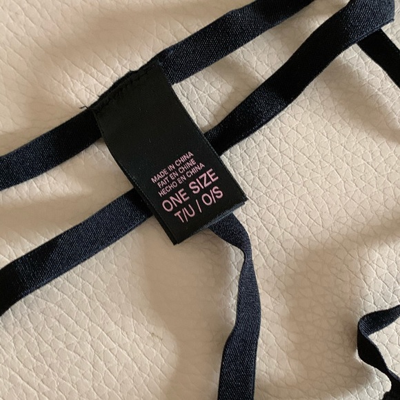 2 Piece Victoria Secret Set - Picture 5 of 5